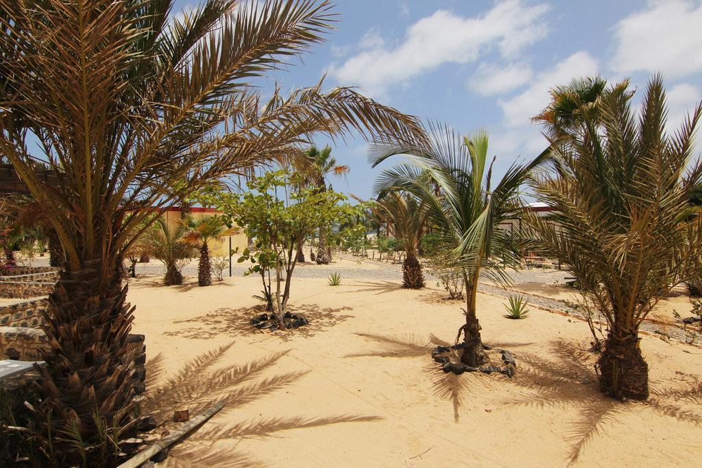 Vilas Praia Chaves Rabil Exterior photo