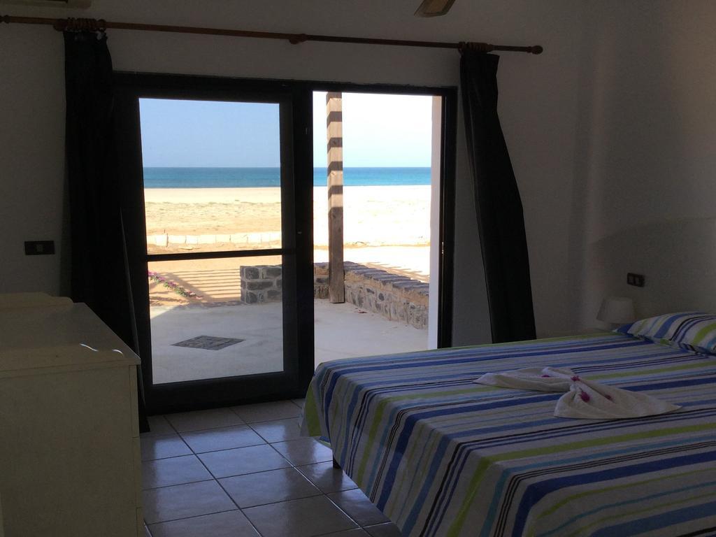 Vilas Praia Chaves Rabil Exterior photo